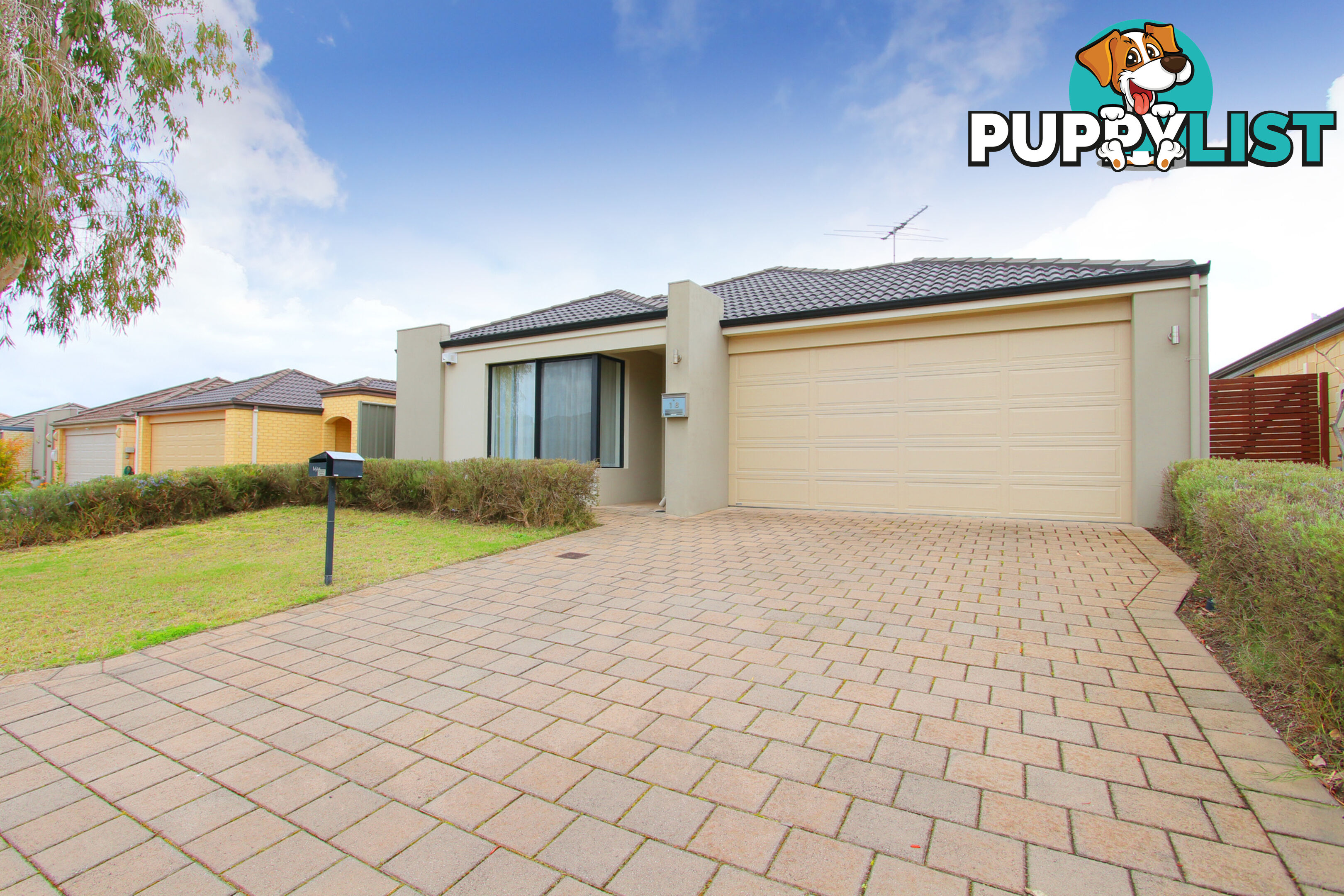 18 Blacksmith St QUEENS PARK WA 6107