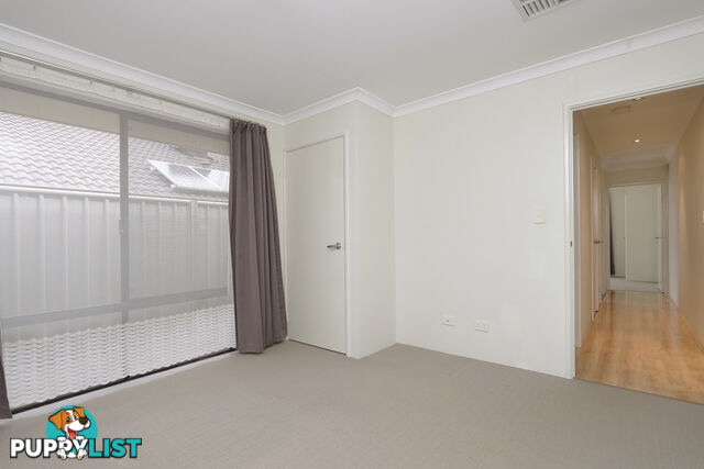 18 Blacksmith St QUEENS PARK WA 6107