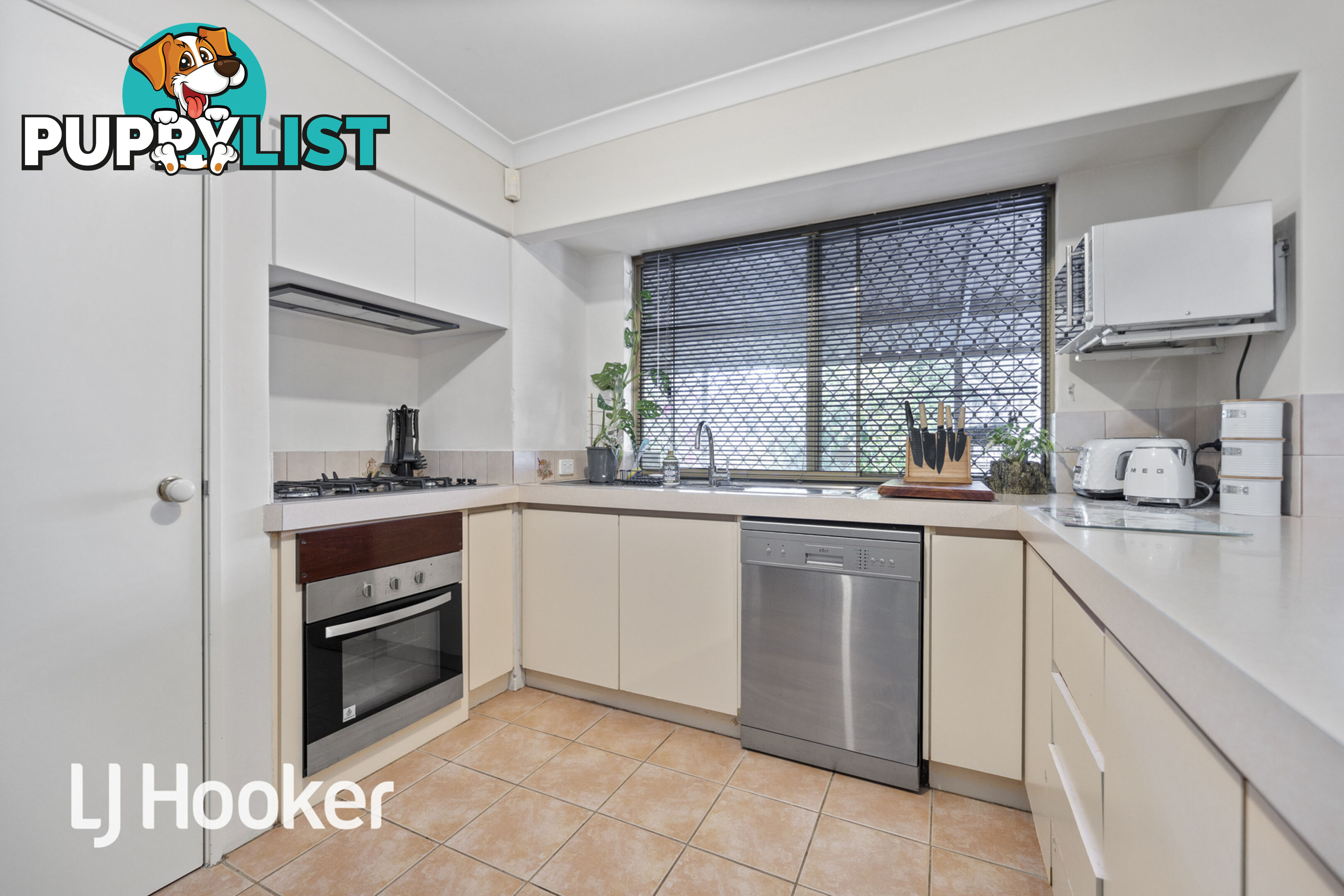 27 Burton Retreat STRATTON WA 6056