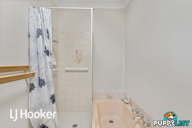 27 Burton Retreat STRATTON WA 6056