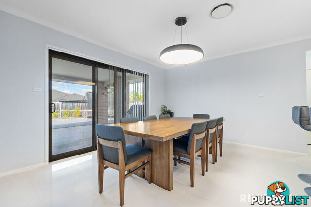 52 Thomas Icely Ave BUNGARRIBEE NSW 2767