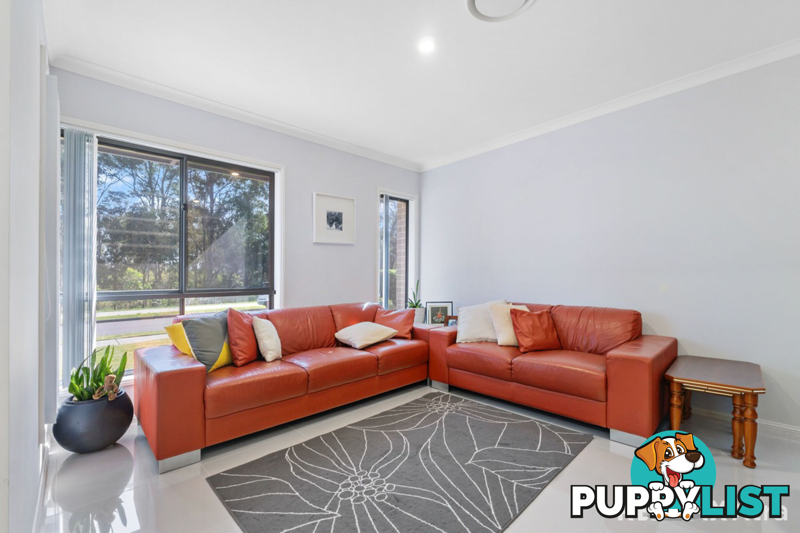 52 Thomas Icely Ave BUNGARRIBEE NSW 2767