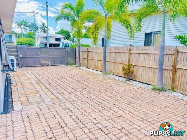 5 Herrigan Street Glenella QLD 4740