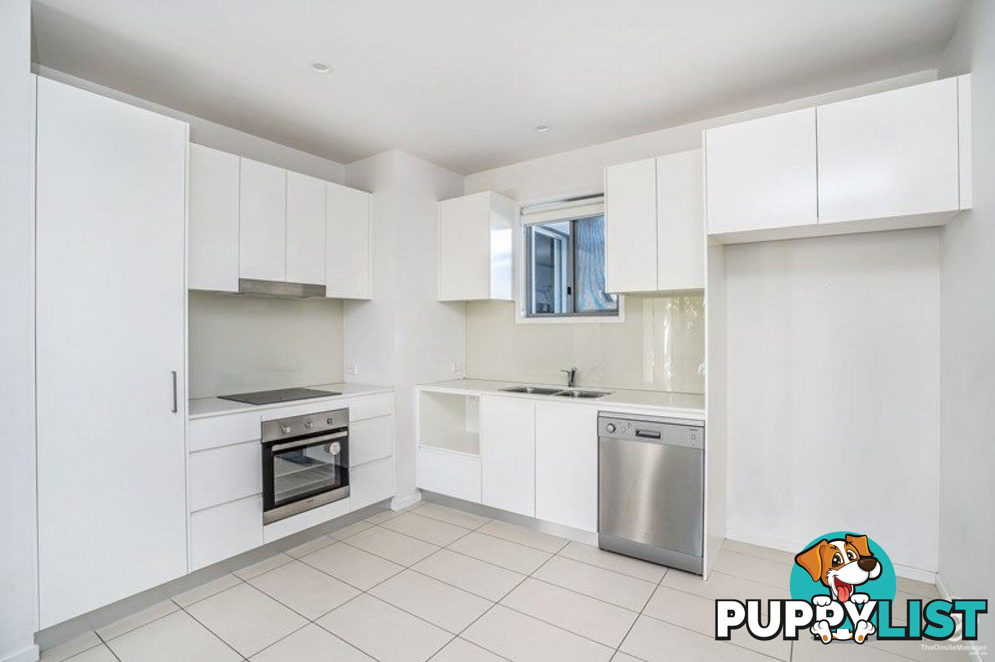 13/2 Emily Way Varsity Lakes QLD 4227