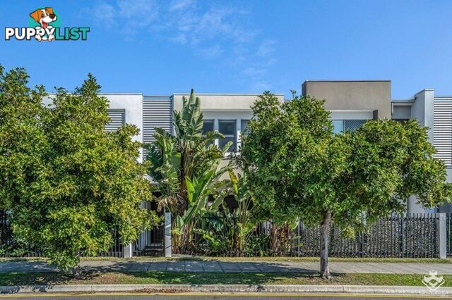 13/2 Emily Way Varsity Lakes QLD 4227