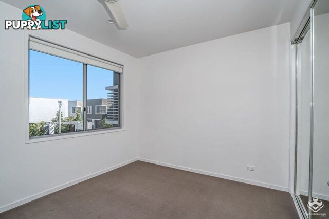 13/2 Emily Way Varsity Lakes QLD 4227