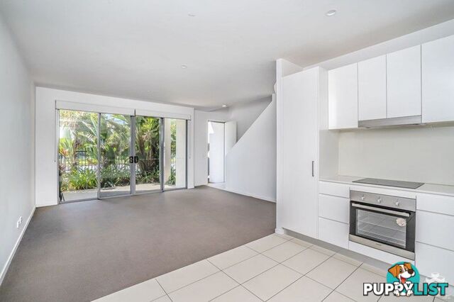 13/2 Emily Way Varsity Lakes QLD 4227