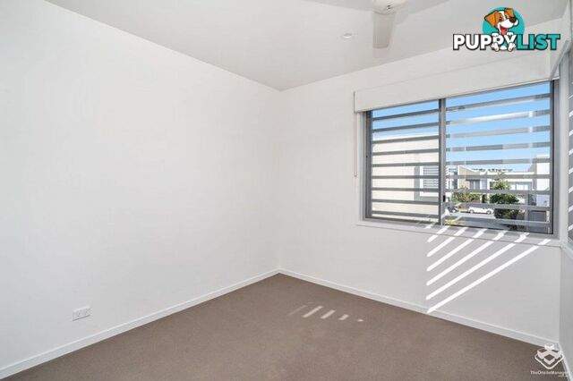 13/2 Emily Way Varsity Lakes QLD 4227