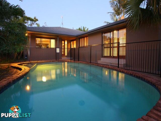 15 Mackay Close Sorrento QLD 4217