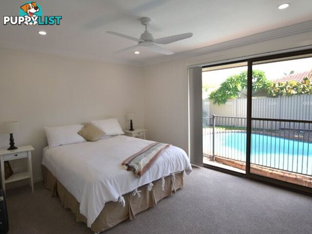 15 Mackay Close Sorrento QLD 4217