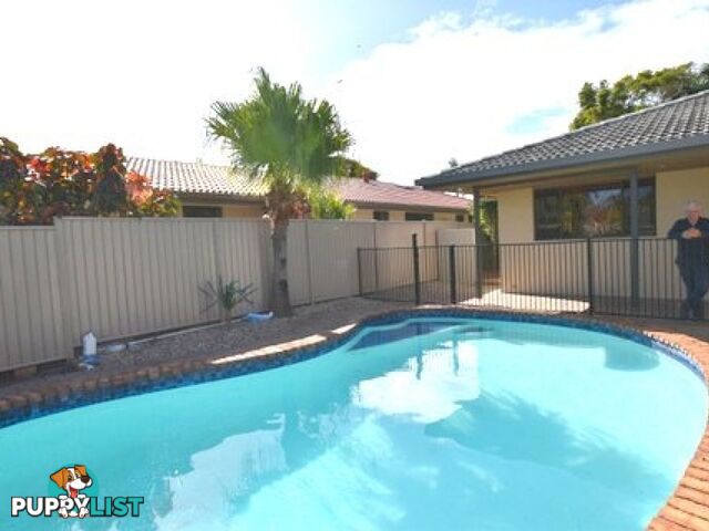 15 Mackay Close Sorrento QLD 4217