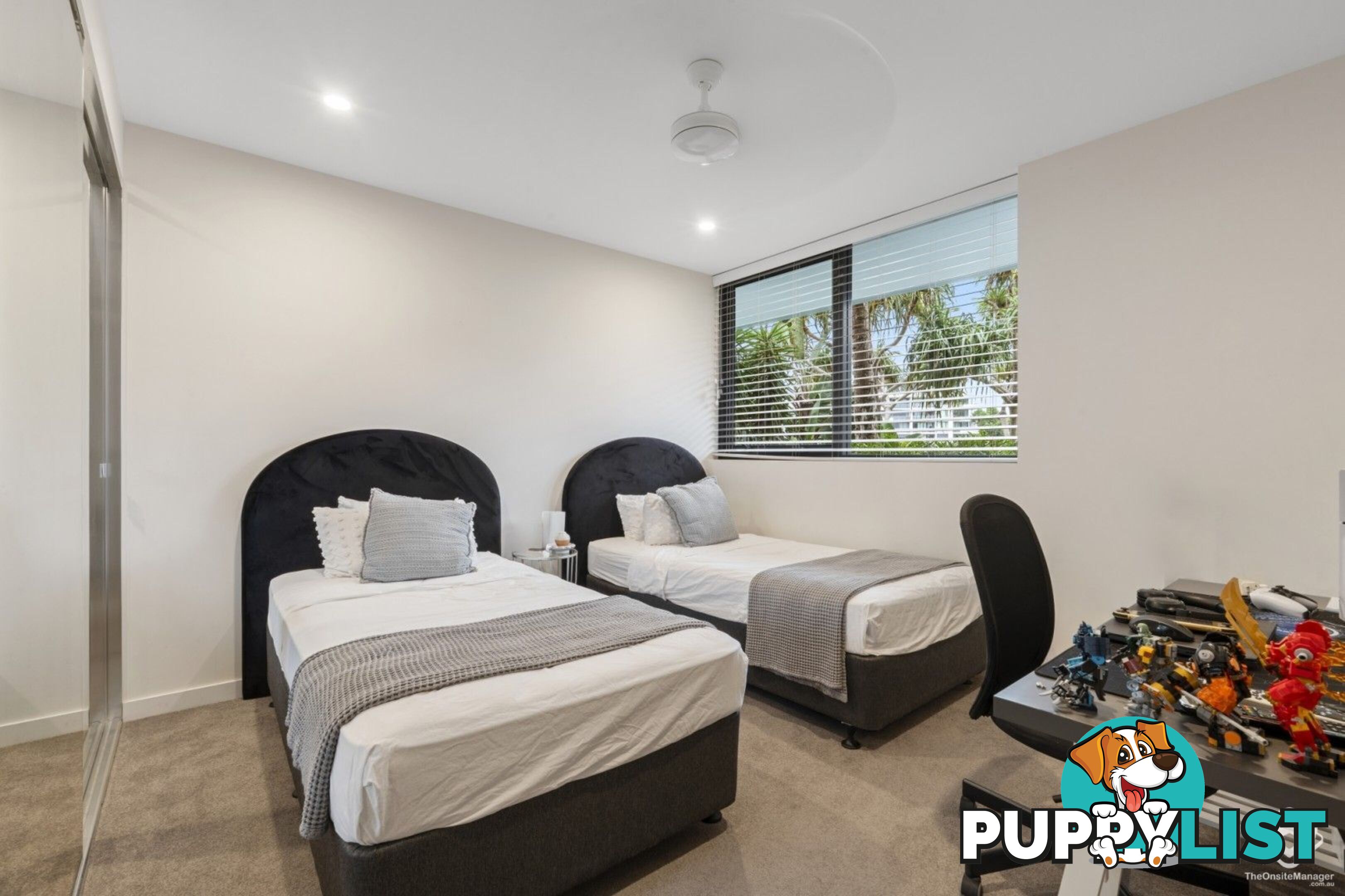 ID:21150916 323 Bayview Street Hollywell QLD 4216