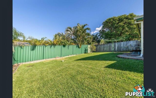 4 Essendon Close Arundel QLD 4214