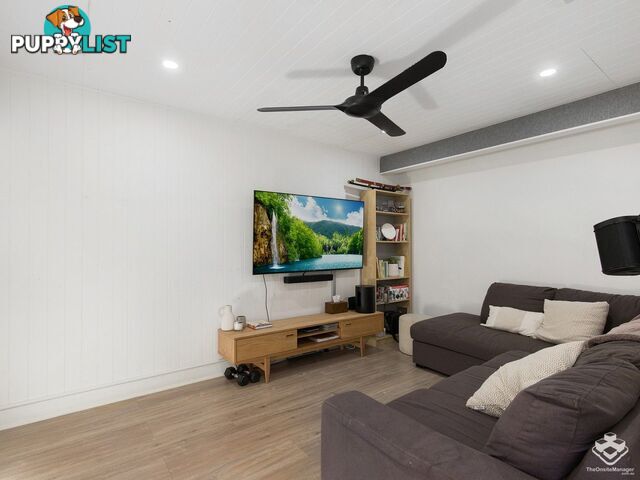 5/6 Harley Street Labrador QLD 4215