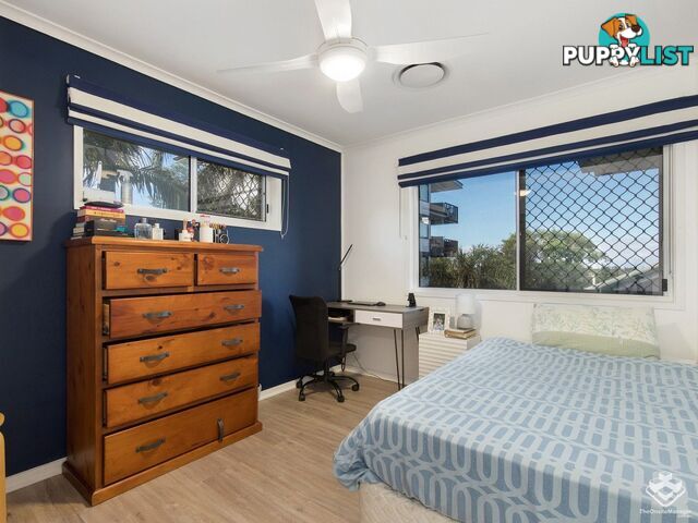 5/6 Harley Street Labrador QLD 4215