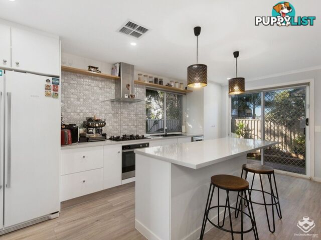 5/6 Harley Street Labrador QLD 4215
