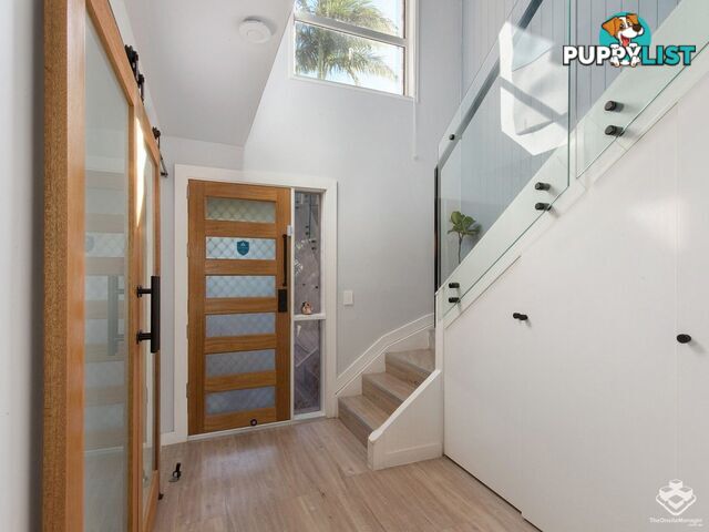 5/6 Harley Street Labrador QLD 4215