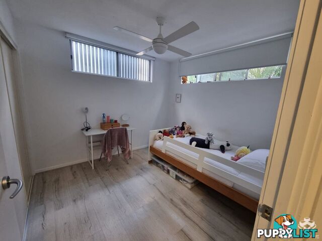 ID:21152575 10 Vernon Terrace Teneriffe QLD 4005