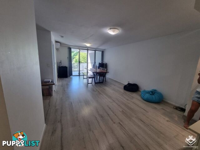 ID:21152575 10 Vernon Terrace Teneriffe QLD 4005