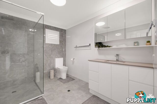 16 Bayview Drive Lammermoor QLD 4703