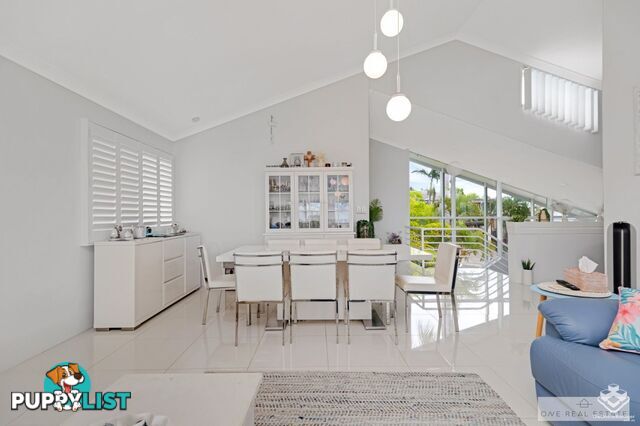 16 Bayview Drive Lammermoor QLD 4703