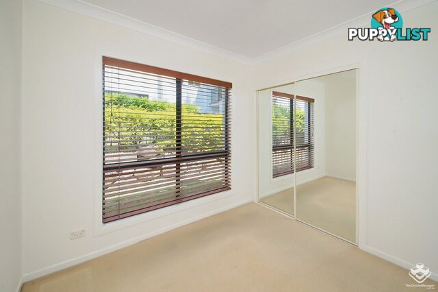 25/85 Palm Meadows Drive Carrara QLD 4211