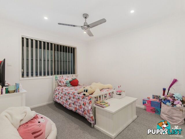 5 Gosford Court Helensvale QLD 4212