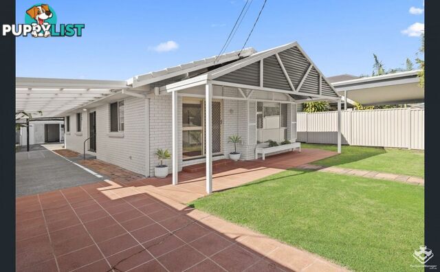 51 Ashgrove Ave Runaway Bay QLD 4216