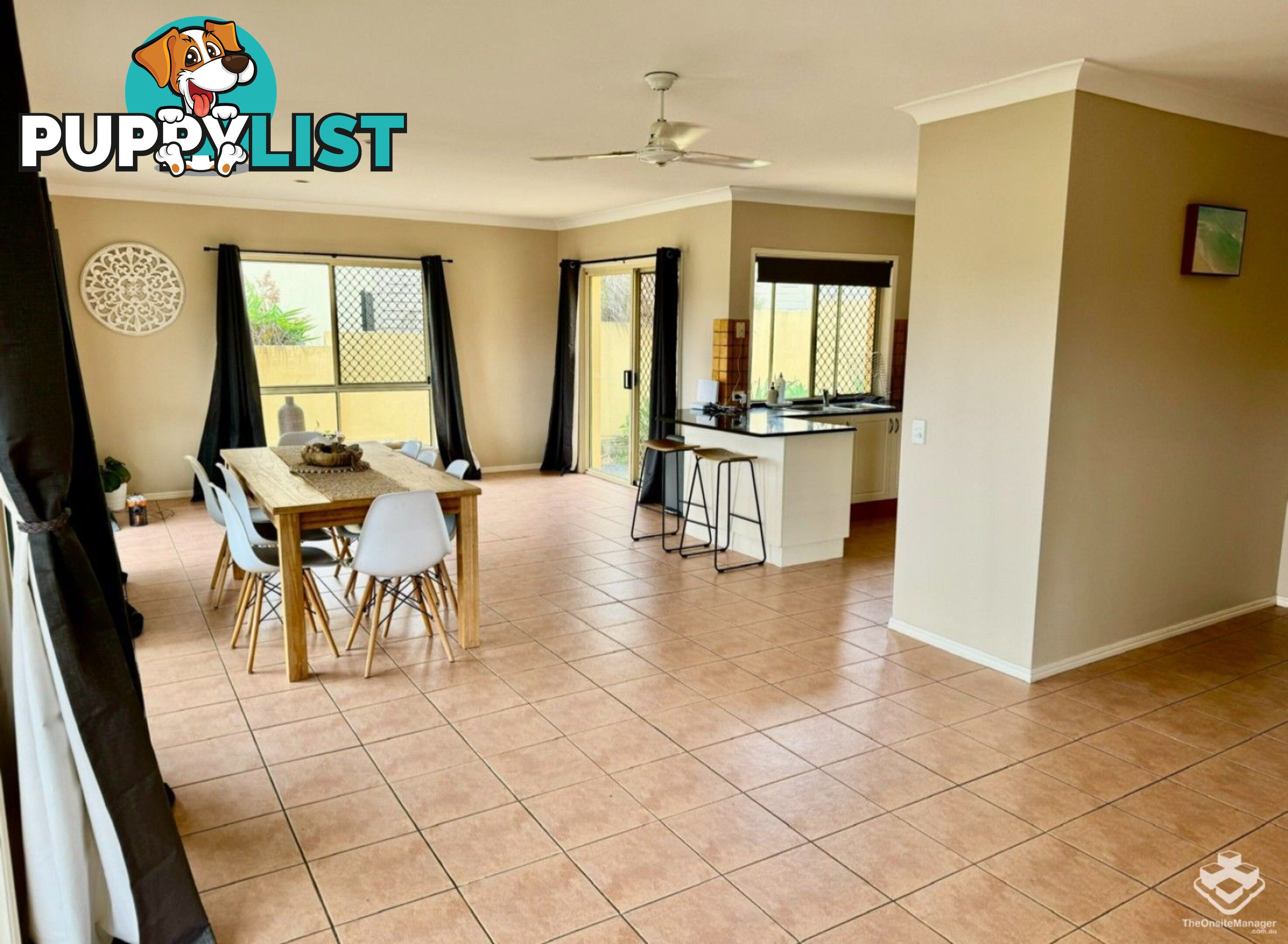 28 Nottinghill Gate Drive Arundel QLD 4214