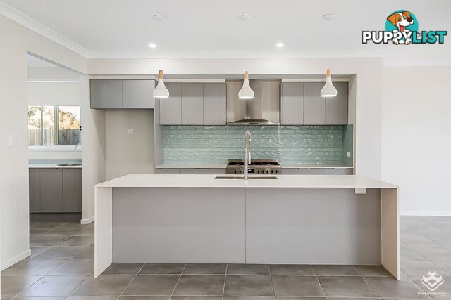 84 Francis Street Ormiston QLD 4160