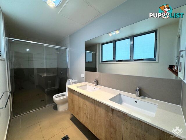 82/3028 The Boulevard Carrara QLD 4211