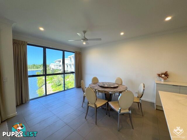 82/3028 The Boulevard Carrara QLD 4211