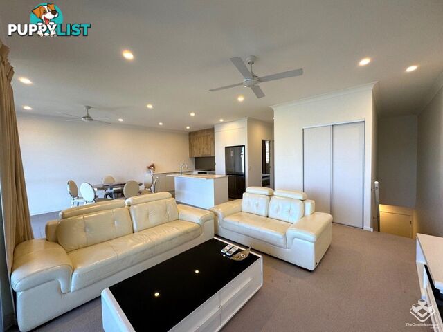 82/3028 The Boulevard Carrara QLD 4211