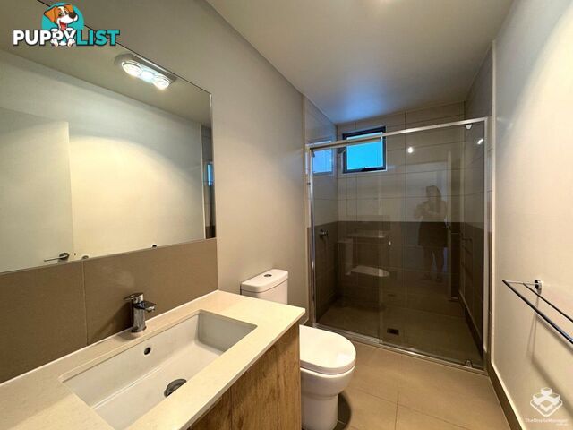 82/3028 The Boulevard Carrara QLD 4211