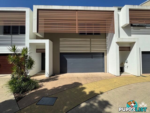 82/3028 The Boulevard Carrara QLD 4211