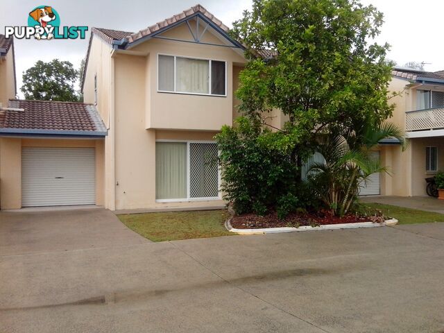 ID:3908336 50 St Kevins Avenue Benowa QLD 4217