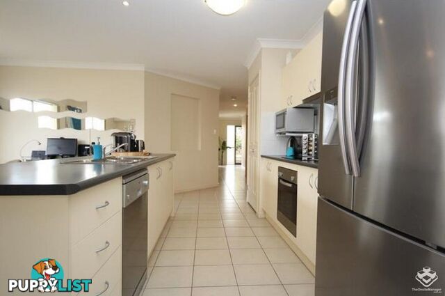 8 Everglades Street Springfield Lakes QLD 4300