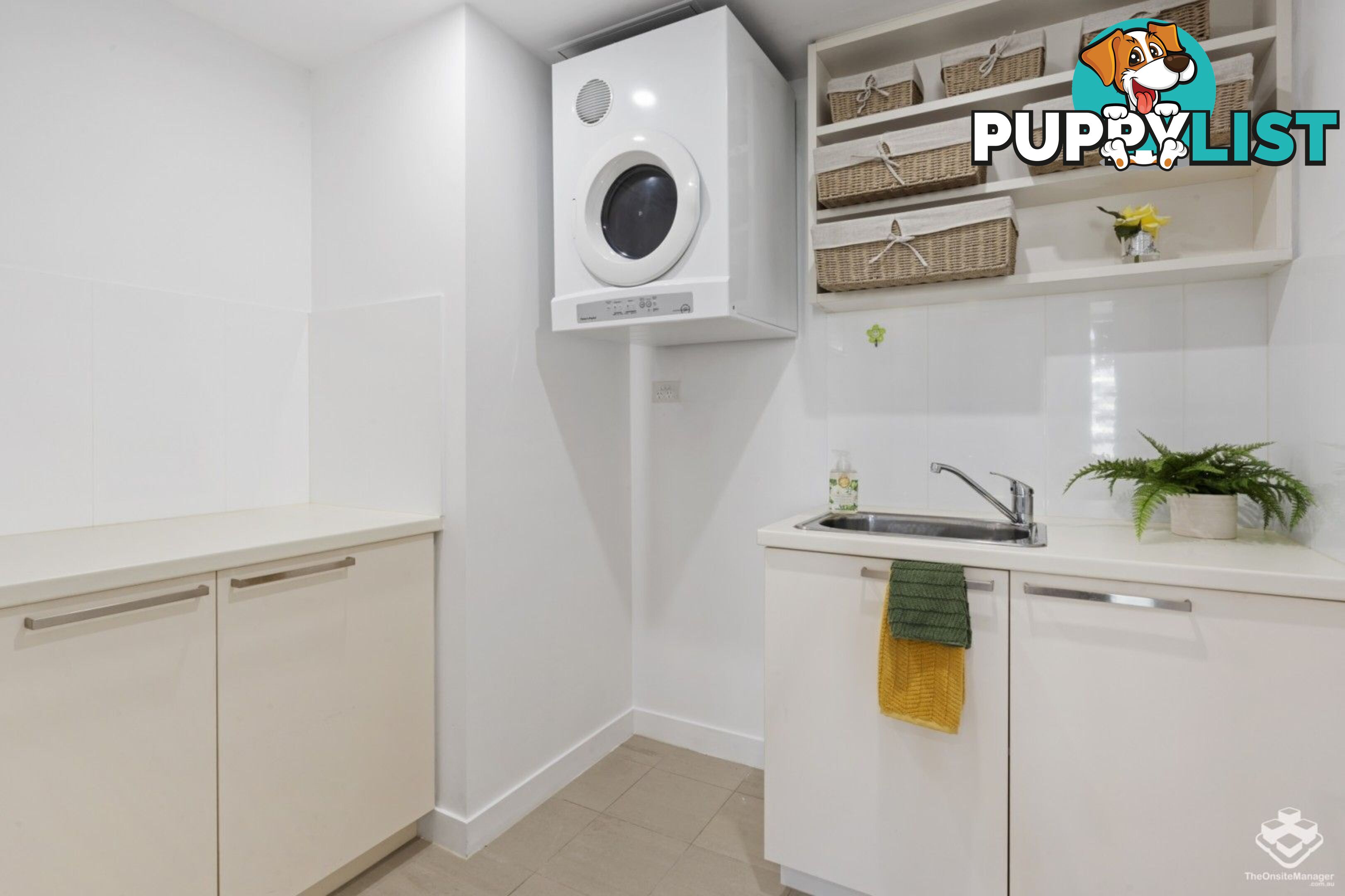 ID:21152392 323 Bayview Street Hollywell QLD 4216