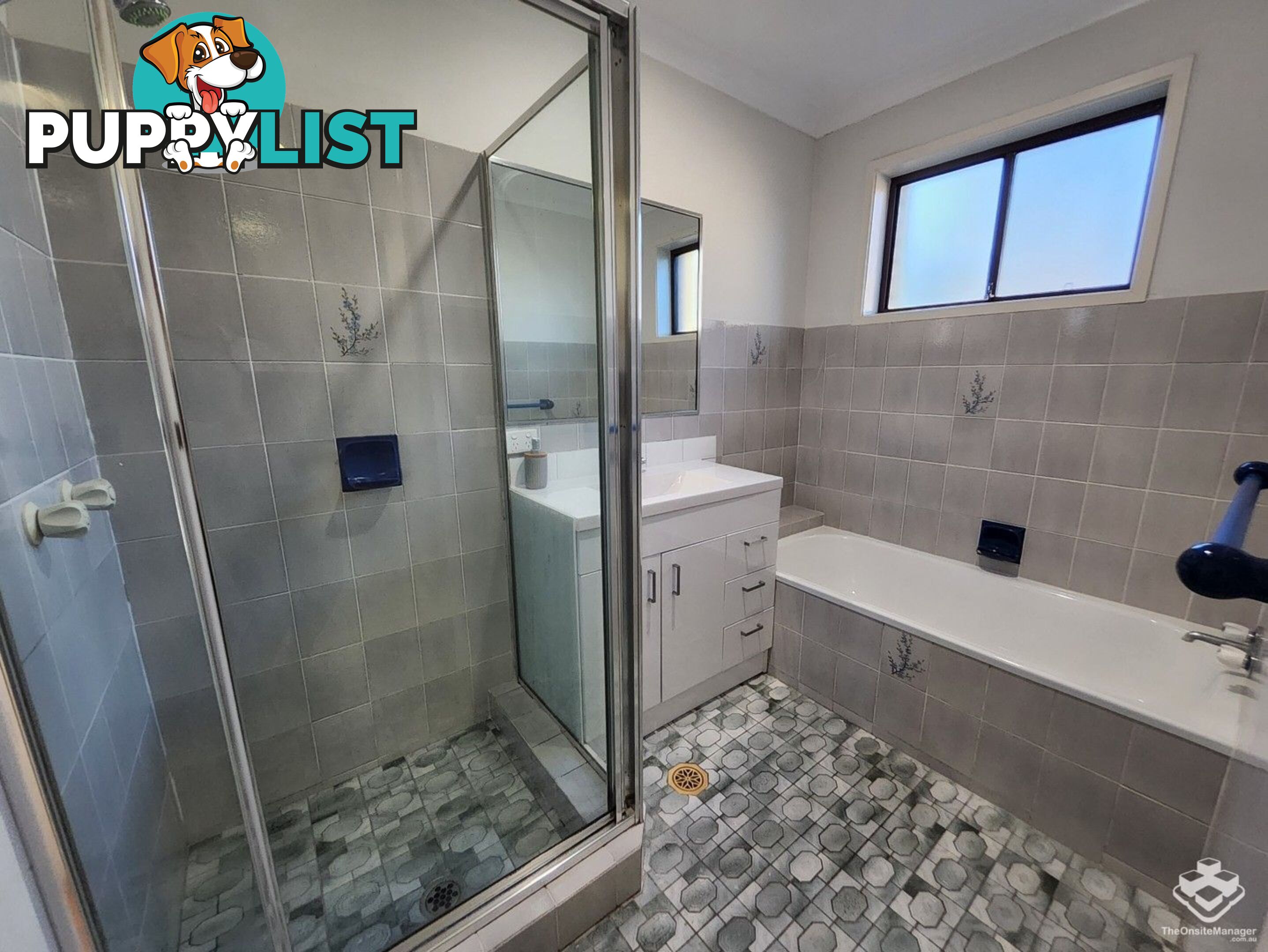 2/11 Corunna Crescent Ashmore QLD 4214