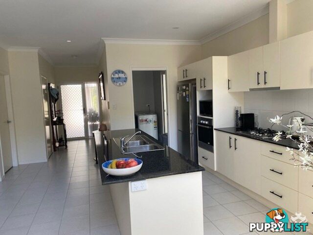 12/71 Elizabeth Street Urangan QLD 4655