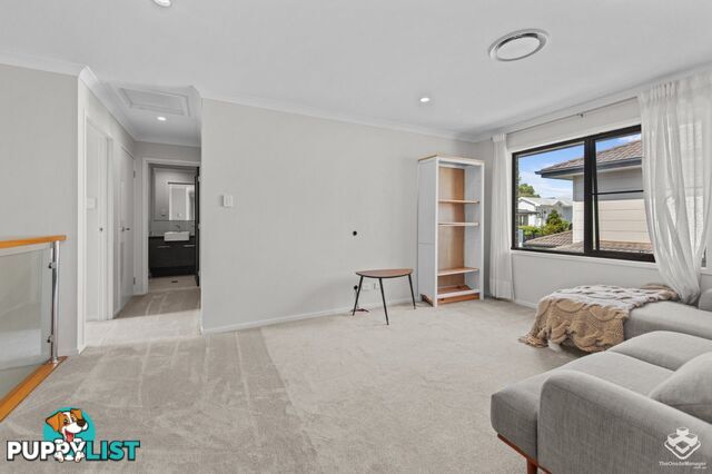 15 Mizen Place Holland Park West QLD 4121