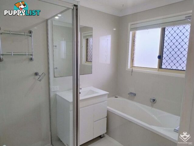 20 Glasshouse Crescent Forest Lake QLD 4078