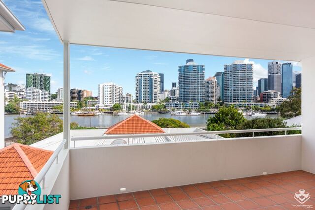 ID:21149021 6 Merthyr Road New Farm QLD 4005