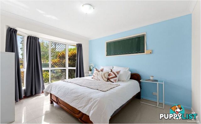 48 Sweetgum Street Hillcrest QLD 4118