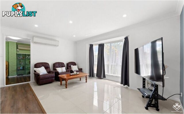 48 Sweetgum Street Hillcrest QLD 4118