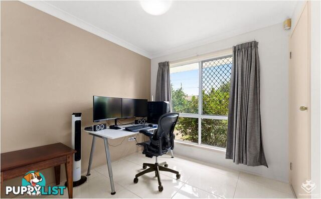 48 Sweetgum Street Hillcrest QLD 4118