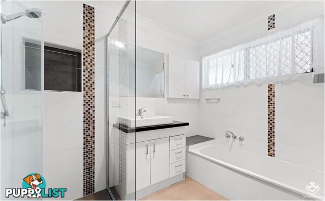 48 Sweetgum Street Hillcrest QLD 4118