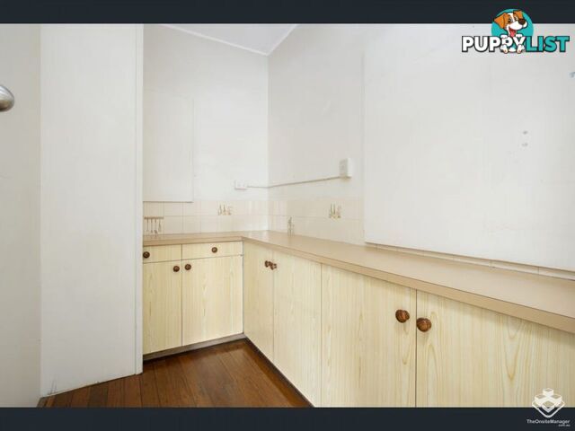 92 Frank Street Labrador QLD 4215
