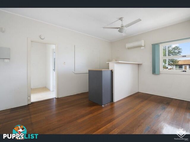 92 Frank Street Labrador QLD 4215