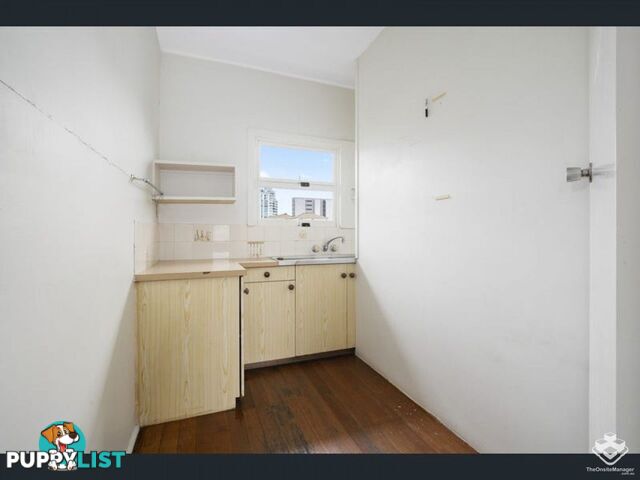 92 Frank Street Labrador QLD 4215
